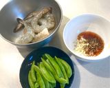 海老とスナップえんどうのガーリック炒め作り方1写真
