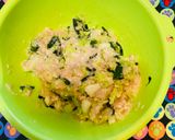 鶏ひき肉で＼白玉入り／つくねぎょうざ作り方2写真