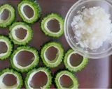 ゴーヤの肉詰め【オイスターだれでコク甘】作り方2写真