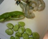 海老とそら豆のエスニック風炒め作り方1写真
