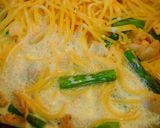 蒸し鶏とアスパラガスのクリームパスタ作り方6写真