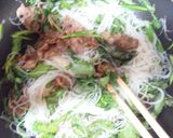 塩麹豚肉と春菊の簡単ビーフン炒め作り方6写真