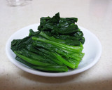 ほうれん草のおかかと胡麻のまぶし和え作り方1写真