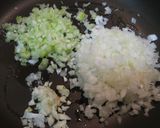 我が家の定番☆ツナ入りトマトパスタ作り方1写真
