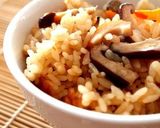 炊飯器で作るキノコと人参の炊き込みご飯作り方5写真