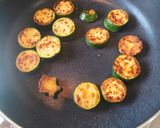 ズッキーニとソーセージのカレー炒め作り方4写真