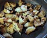 旨味最高♡ホワイトナスのいしるバター炒め作り方3写真