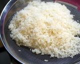 シンプルな美味しさ！新玉ねぎだけのピラフ作り方1写真