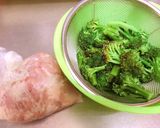 塩麹で♪鶏モモとブロッコリーのレモン添え作り方1写真