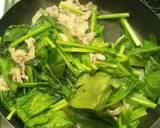 豚肉ほうれん草小松菜のからしさっぱり炒め作り方4写真