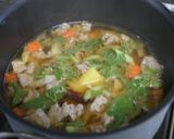 さつま芋、豚肉と独活の味噌汁　作り方4写真