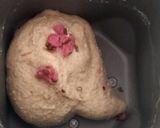 ♡HB♪桜ミルクティーと胡桃のお花パン♡作り方4写真