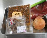 中華まぜご飯の素を使ったエビチリ作り方1写真