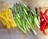 朝食に♪ウインナーとカラフル野菜炒め作り方1写真