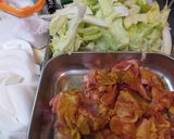 春キャベツと豚肉の唐揚げカレー味の炒め物作り方2写真