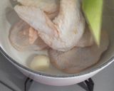 手作りの味☆手羽先でコクうまラーメン作り方1写真