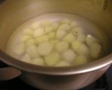 新じゃがと鶏つくねの煮物作り方2写真