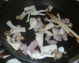 ベーコンときのこの塩こうじ風味の炒め物作り方3写真