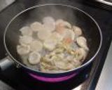 甘辛く煮た！ホタテ丼作り方2写真