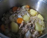 豚こま肉で♪肉じゃが～バターでコク旨✿作り方13写真
