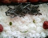簡単にキャラ弁！ 小梅でほっぺちゃん☆作り方1写真