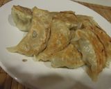 素人でも簡単♪絶対美味しい味付き餃子作り方8写真