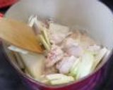 （写真有）ルーもお手製、簡単！クリームチキンシチュー作り方2写真