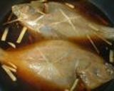 フライパンで簡単★カレイの煮付け作り方4写真