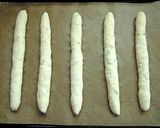 カリッ♪ウィンナーと胡桃のスティックパン作り方10写真