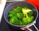鶏むね肉のブロッコリーソテー作り方1写真