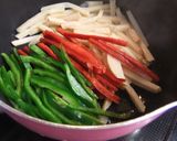 塩麹de肉巻き青椒肉絲作り方1写真