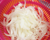 炒めたトマトと新たまのパスタ作り方1写真