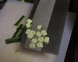 ばくだん（お刺身と胡瓜の納豆あえ）作り方1写真