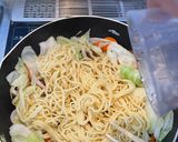 ワンパンしめじの和風ソース焼きそば作り方5写真