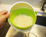 サラダポットで麺ランチ～豚しゃぶそうめん作り方1写真