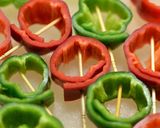 パクパク♪一口ピーマン肉詰め+チーズ作り方5写真