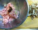 鶏ごぼうのお味噌汁作り方1写真