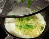 春キャベツとサーモンのクリームパスタ作り方7写真