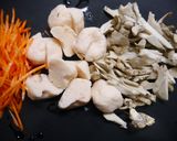 骨粗鬆症対策！つみれと舞茸のお味噌汁作り方1写真