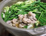 春キャベツのもつ鍋　タイと韓国と日本編作り方3写真
