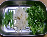 いりごまで揚出し豆腐、ピリ辛野菜炒め添え作り方2写真