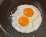 贅沢卵2個!濃旨バターベーコンエッグ丼作り方5写真