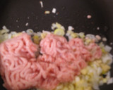 鶏挽肉ときんぴらごぼうの炒めご飯作り方5写真