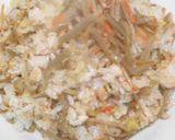 鶏挽肉ときんぴらごぼうの炒めご飯作り方9写真
