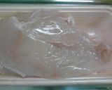 鶏むね肉でゆで鶏♪しっとりおいしいよ☆作り方1写真