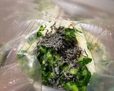 大根と大根葉の塩昆布漬け作り方2写真