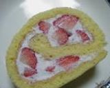 春色♡クリーム＊簡単＊苺ロールケーキ作り方17写真