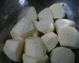 簡単麺つゆで里芋とイカの煮物作り方1写真