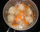 ゴマたっぷり☆肉団子と水菜の味噌汁作り方2写真