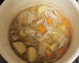 塩麹de豚バラと新じゃがの煮物作り方5写真